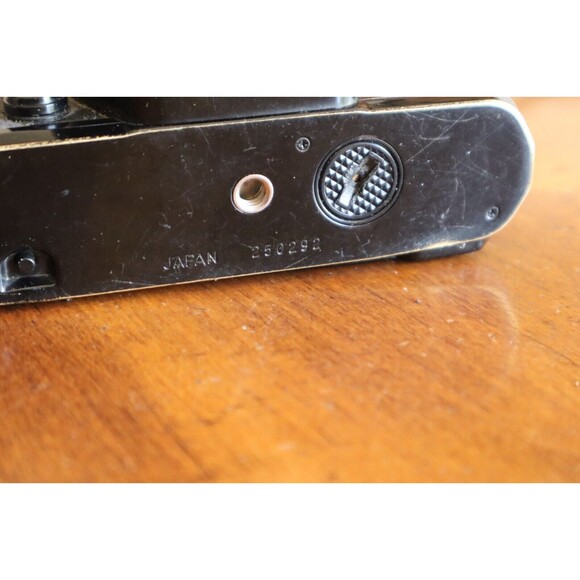 Yashica FX-3 35mm Film SLR Camera with DSB 135mm Lens Japan For Parts/Repair - Picture 13 of 13